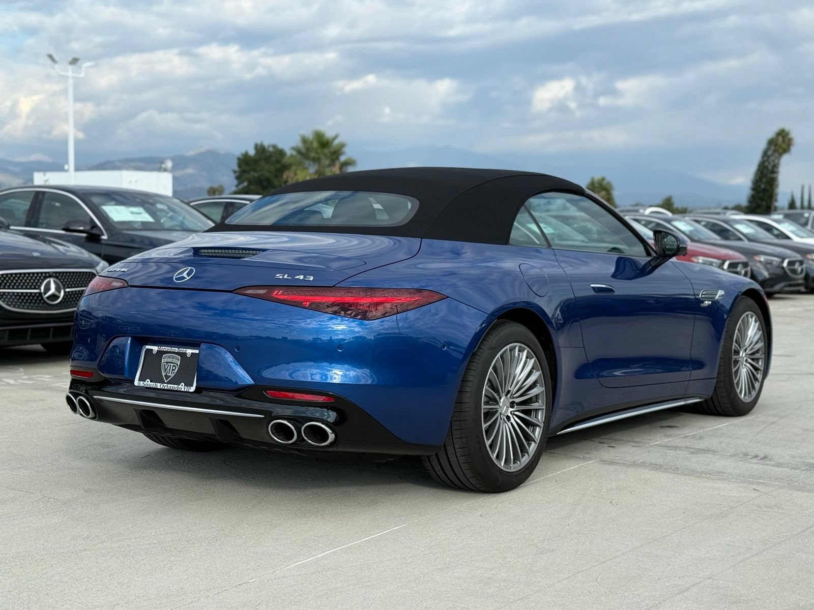 New 2025 Mercedes-Benz SL 43 AMG image 11