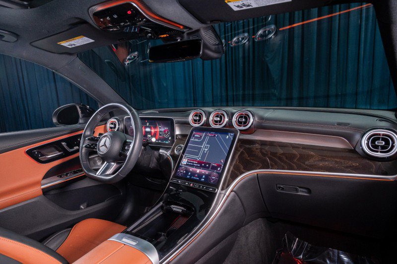 Certified 2023 Mercedes-Benz GLC 300 image 13
