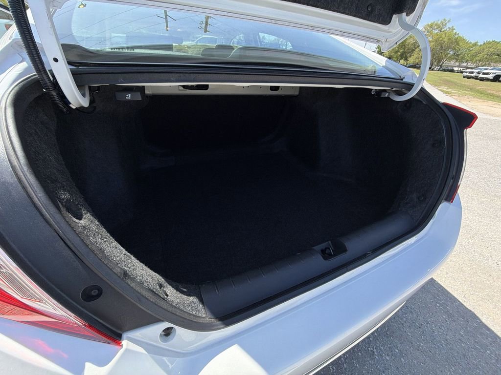Used 2019 Honda Civic EX-L image 30