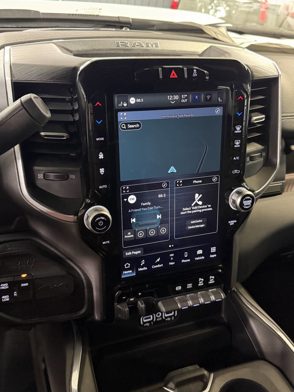 Used 2024 RAM 3500 Laramie w/ Night Edition image 36