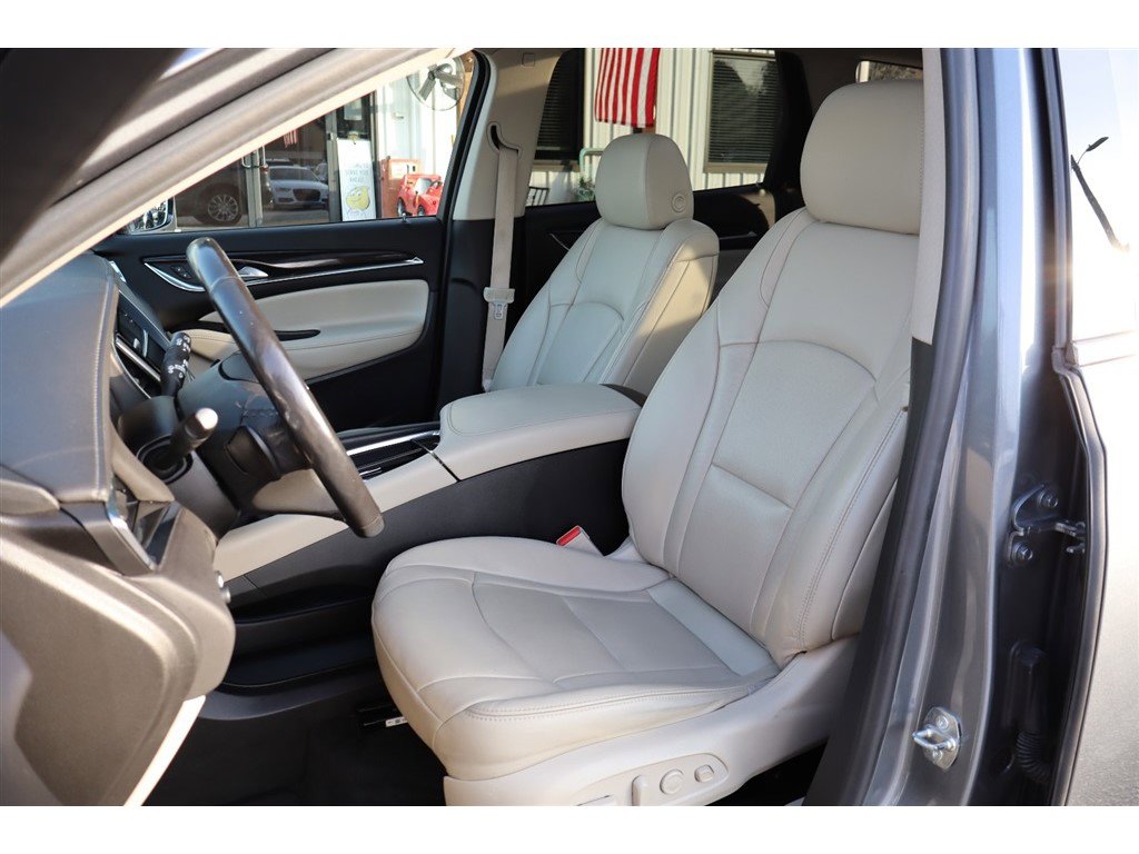 Used 2021 Buick Enclave Premium w/ Sun and Sites Package FWD image 23