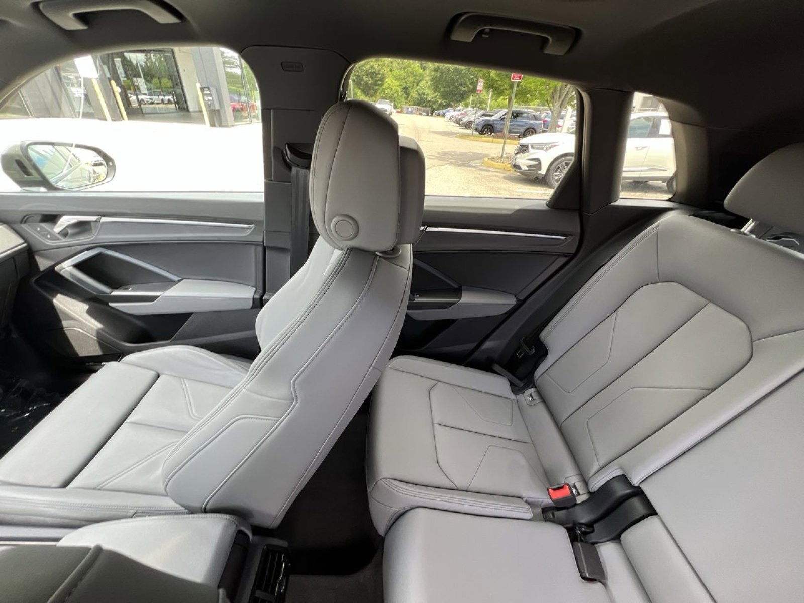 Used 2024 Audi Q3 2.0T Premium Plus AWD/4WD image 3