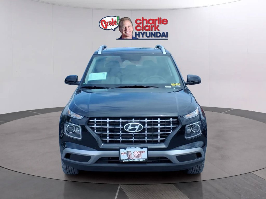 New 2026 Hyundai Venue SEL FWD image 8