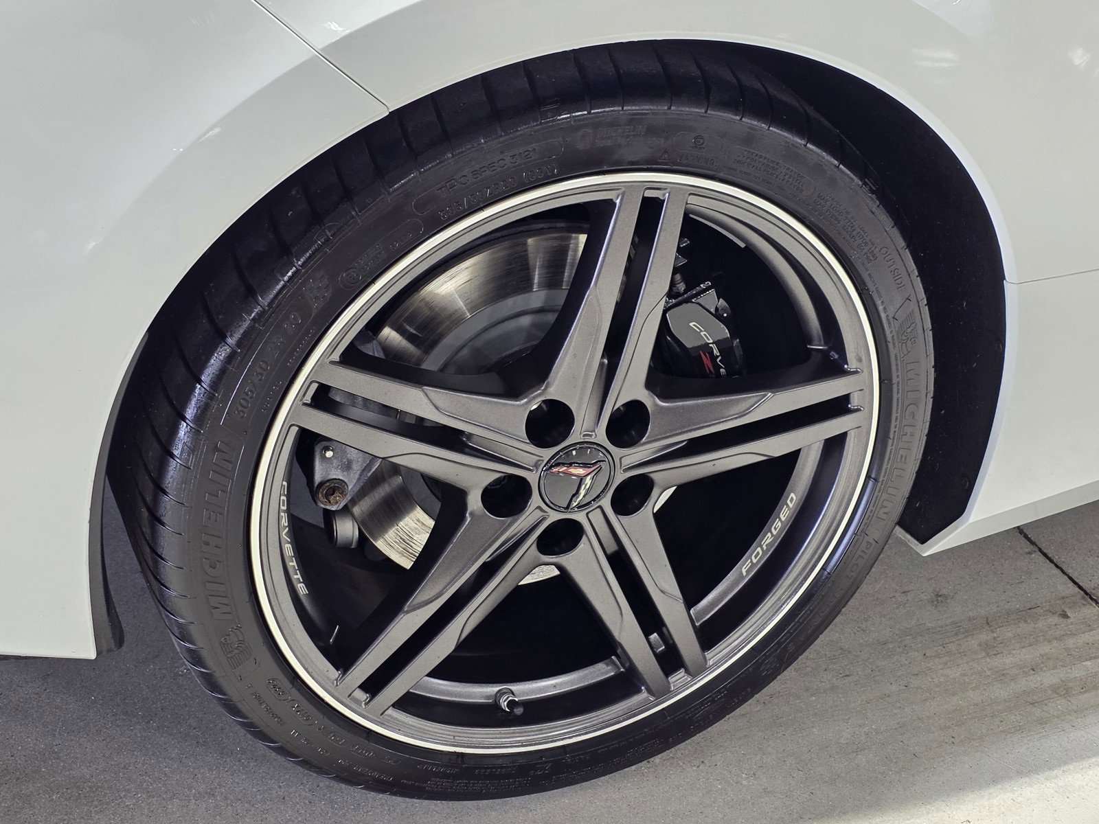 Used 2024 Chevrolet Corvette Stingray Preferred Cpe w/ Z51 Performance Package image 11