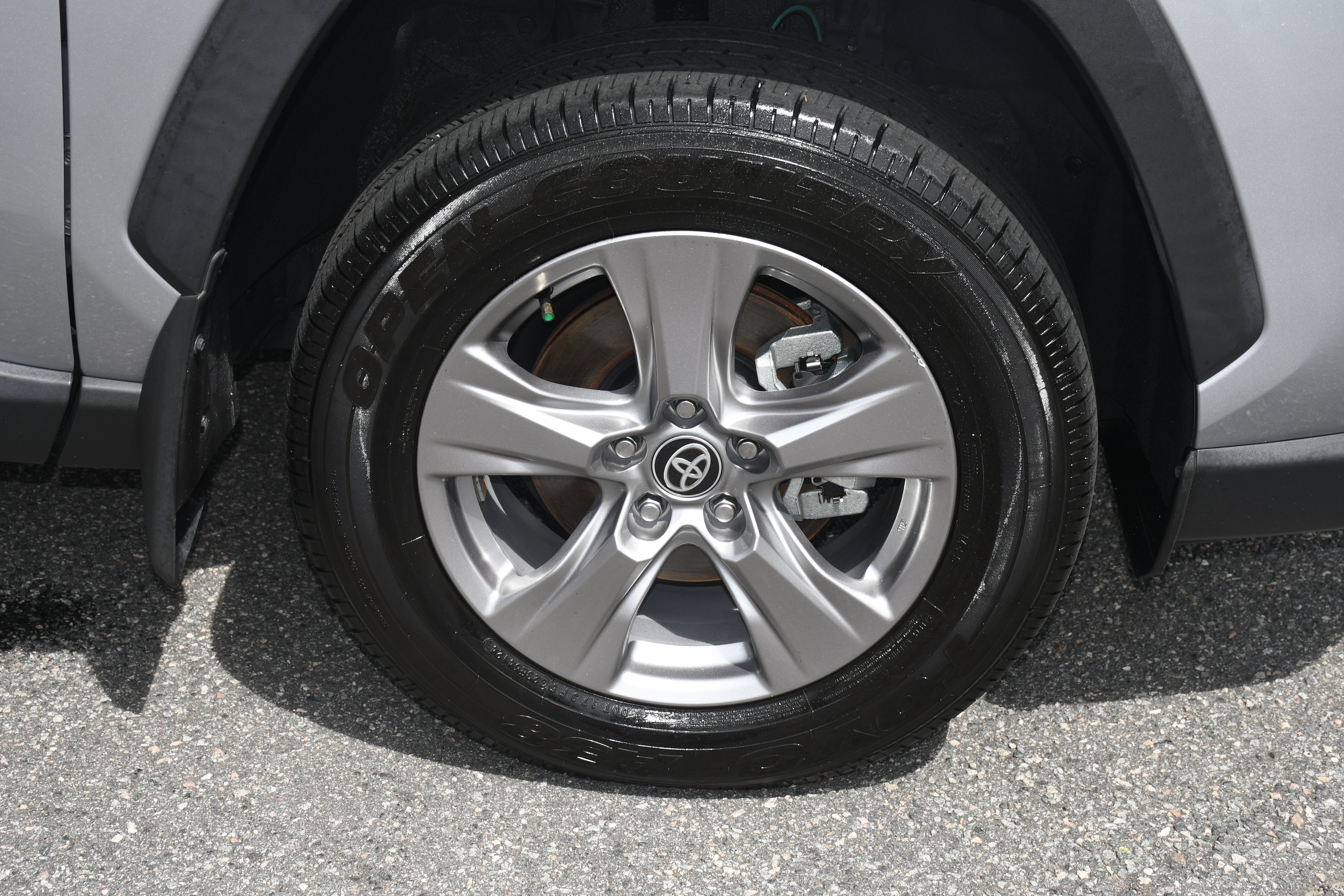 Certified 2025 Toyota RAV4 XLE FWD image 21