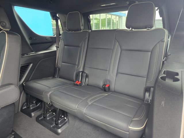 Used 2025 GMC Yukon Elevation w/ LPO, Elevation Black Package RWD image 34