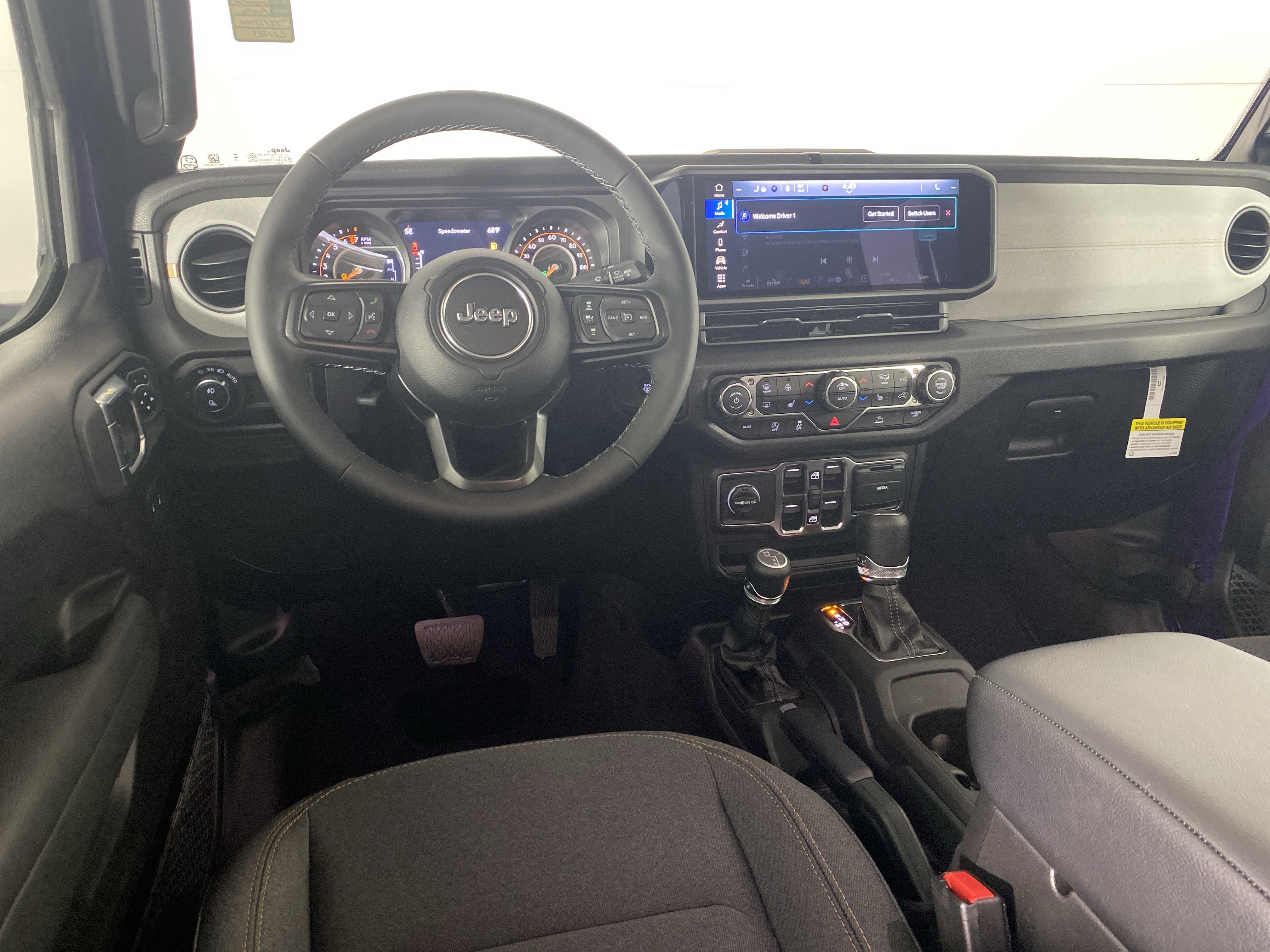 New 2026 Jeep Gladiator Sport AWD/4WD image 16