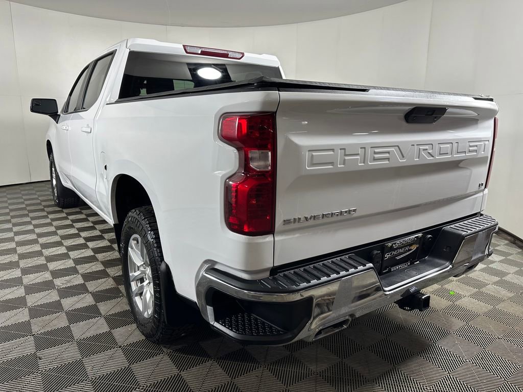 Used 2022 Chevrolet Silverado 1500 LT w/ Z71 Off-Road Package image 3