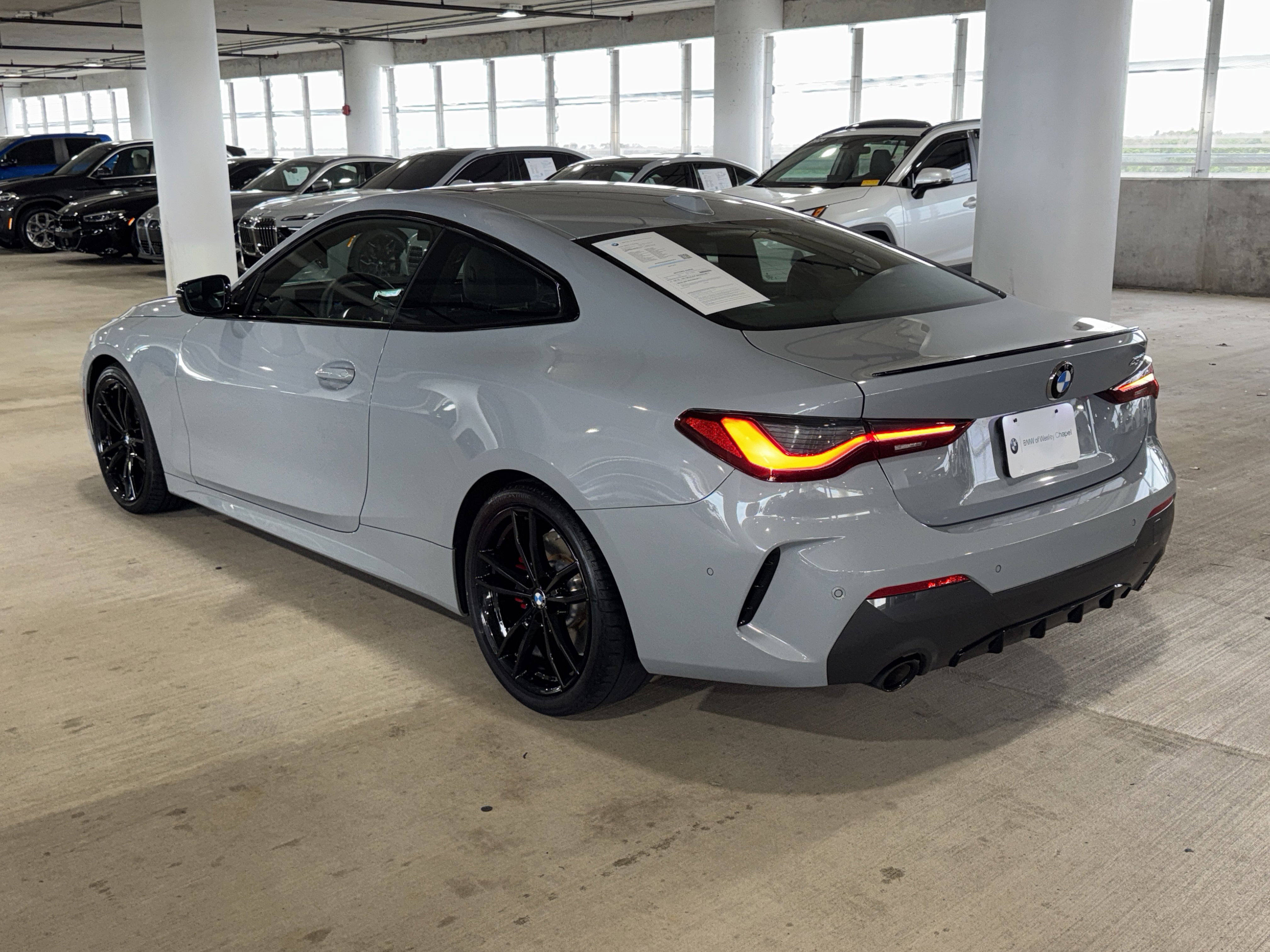 Used 2024 BMW 430i Coupe w/ M Sport Package RWD image 6