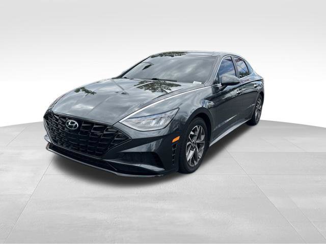 Used 2022 Hyundai Sonata SEL w/ Convenience Package FWD image 3