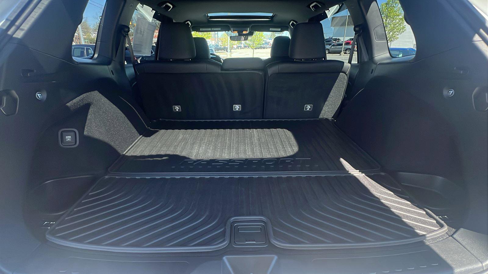 Used 2022 Honda Passport Elite image 16