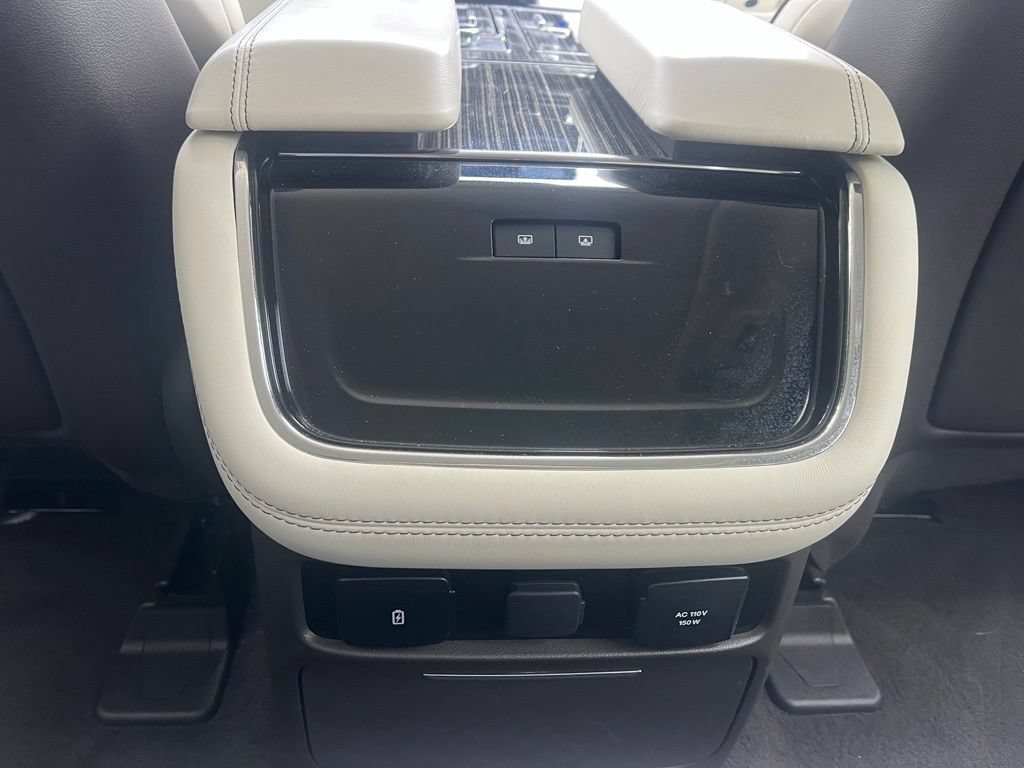 Used 2022 Lincoln Navigator L Black Label AWD/4WD image 15