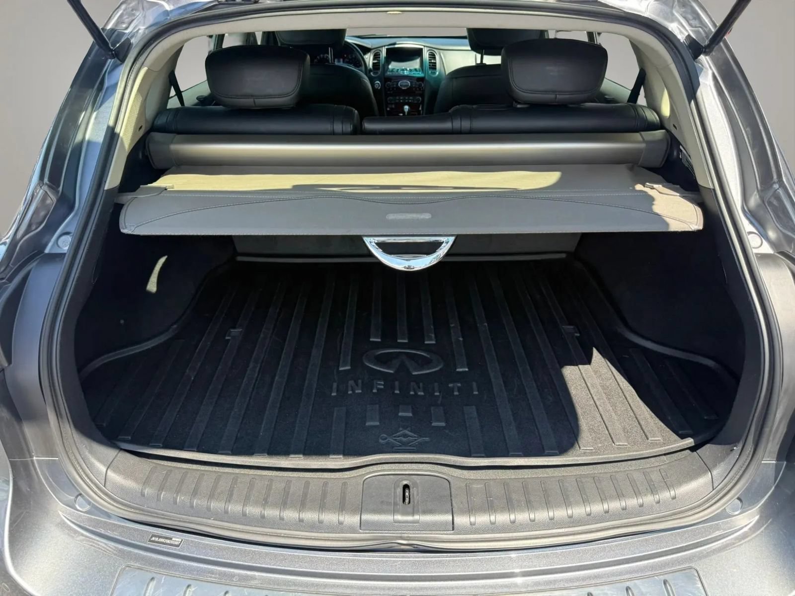 Used 2016 INFINITI QX50 AWD w/ Premium Plus Package image 42