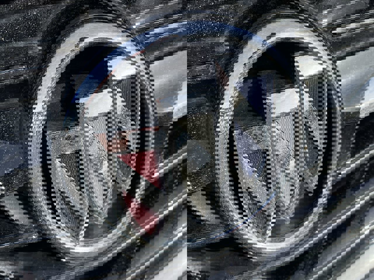 Certified 2023 Buick Envision Essence w/ Sport Touring Package image 30