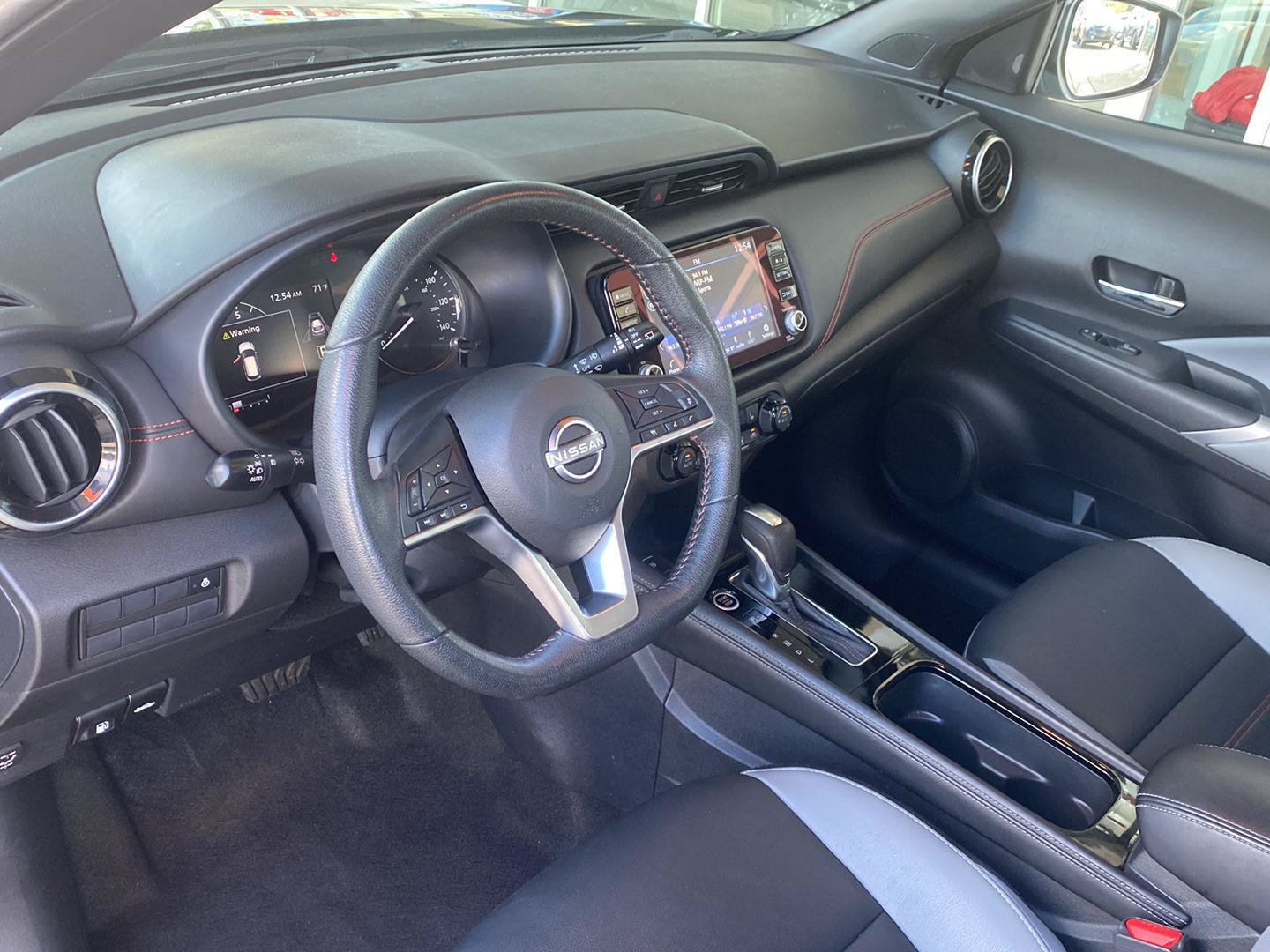 Certified 2023 Nissan Kicks SR w/ SR Premium Package FWD image 17