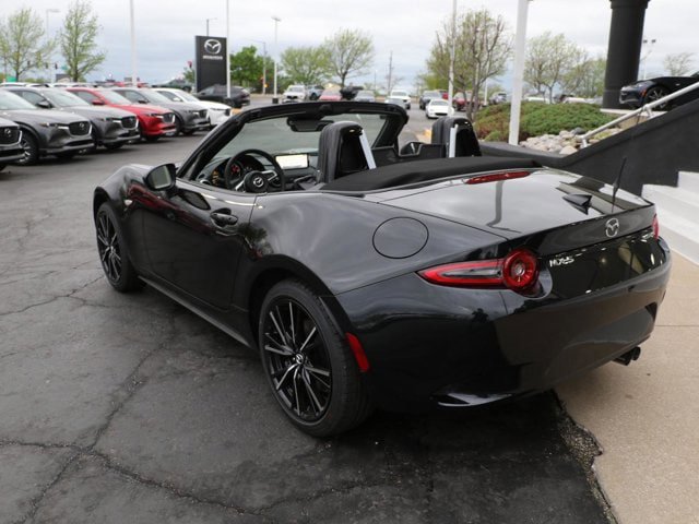 New 2026 MAZDA MX-5 Miata Grand Touring w/ Weather Package RWD image 3