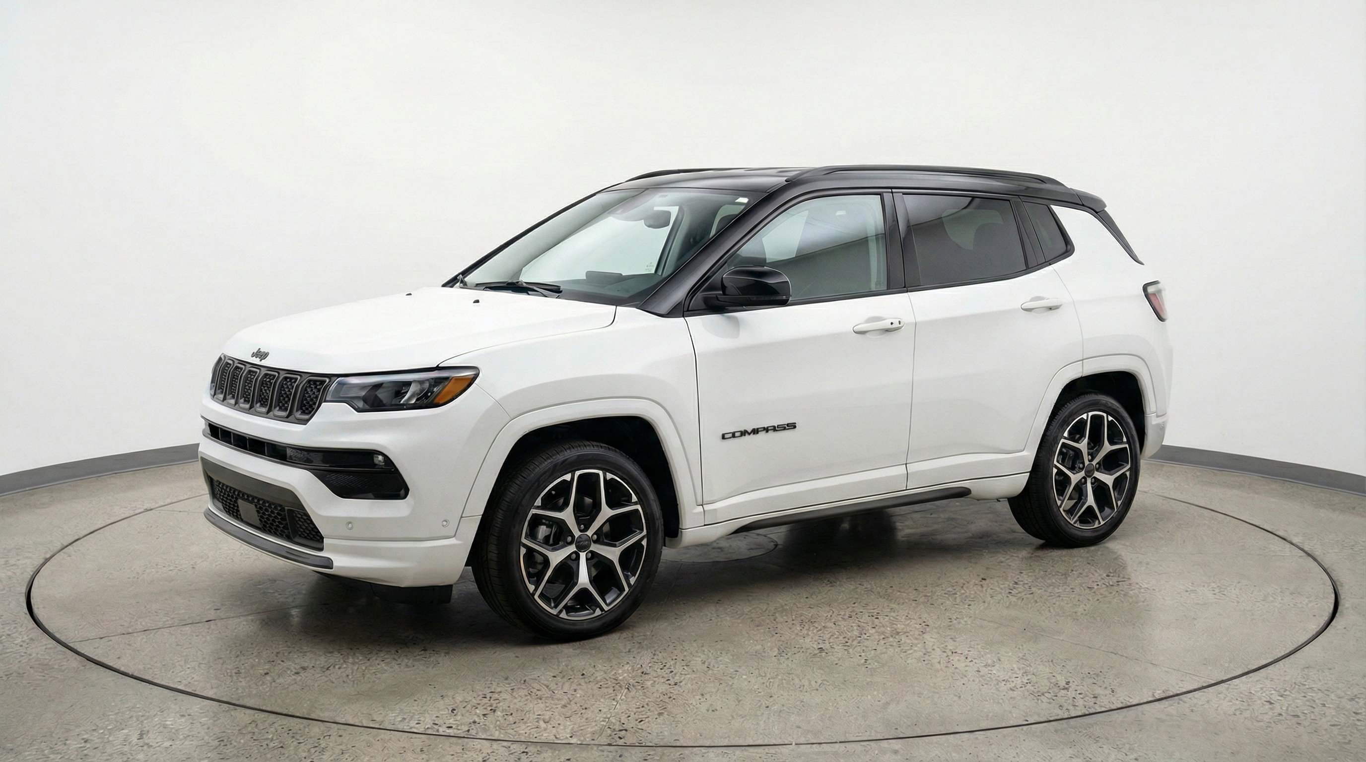 Used 2025 Jeep Compass Limited image 3