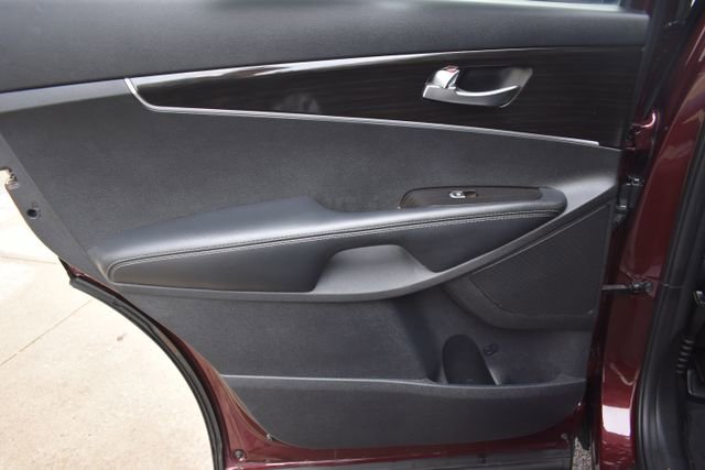 Used 2020 Kia Sorento LX w/ LX I4 Convenience Package image 29