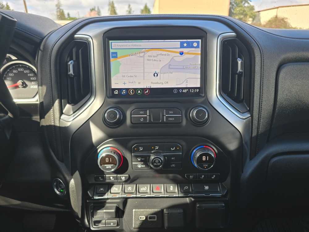 Used 2020 Chevrolet Silverado 1500 LTZ w/ LTZ Plus Package image 12