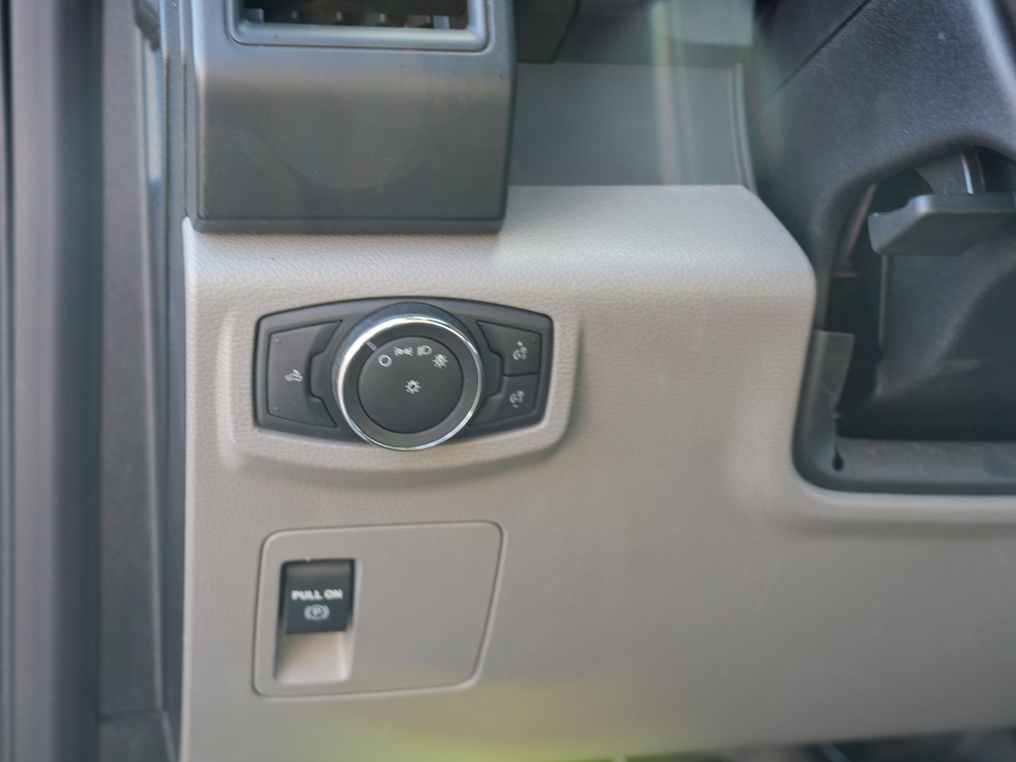 Used 2018 Ford F150 XL w/ XL Power Equipment Group AWD/4WD image 15
