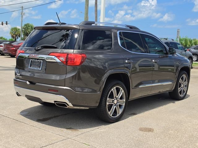 Used 2019 GMC Acadia Denali w/ Technology Package FWD image 4