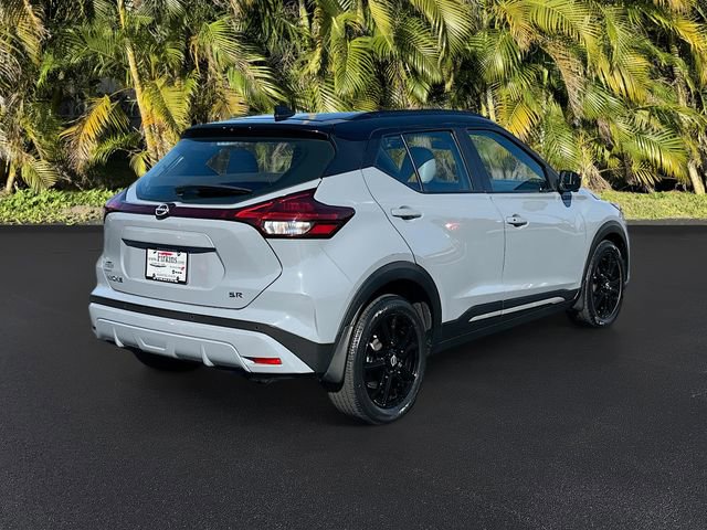 Used 2023 Nissan Kicks SR w/ SR Premium Package image 5