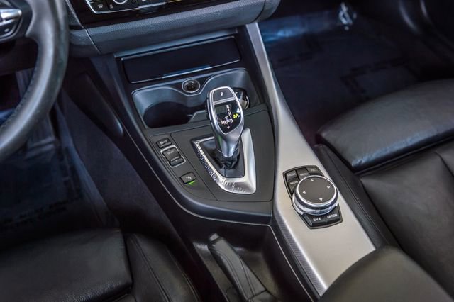 Used 2016 BMW M235i Coupe image 30