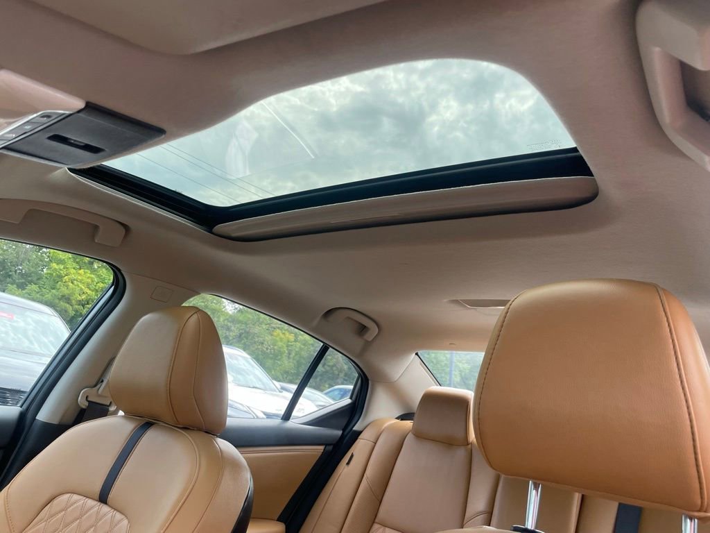 Certified 2023 Nissan Sentra SV w/ SV Premium Package FWD image 24