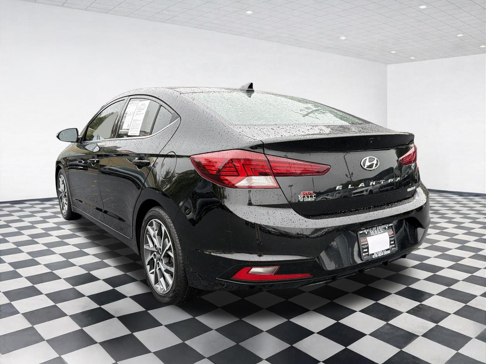 Used 2019 Hyundai Elantra Limited FWD image 9