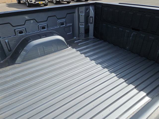 Used 2024 GMC Sierra 1500 Elevation image 9