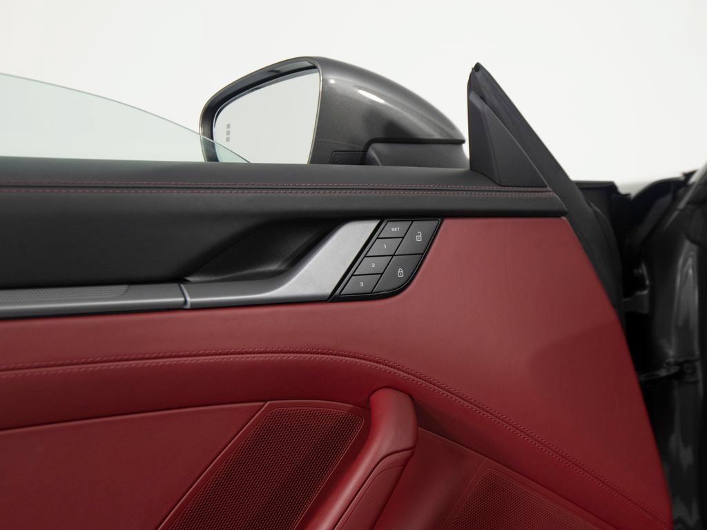 Certified 2022 Porsche 911 Cabriolet image 20