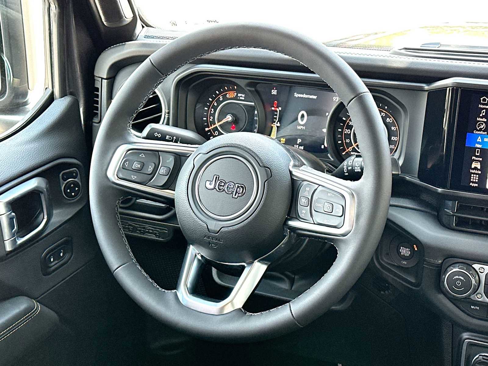 New 2026 Jeep Wrangler Unlimited Sahara AWD/4WD image 26