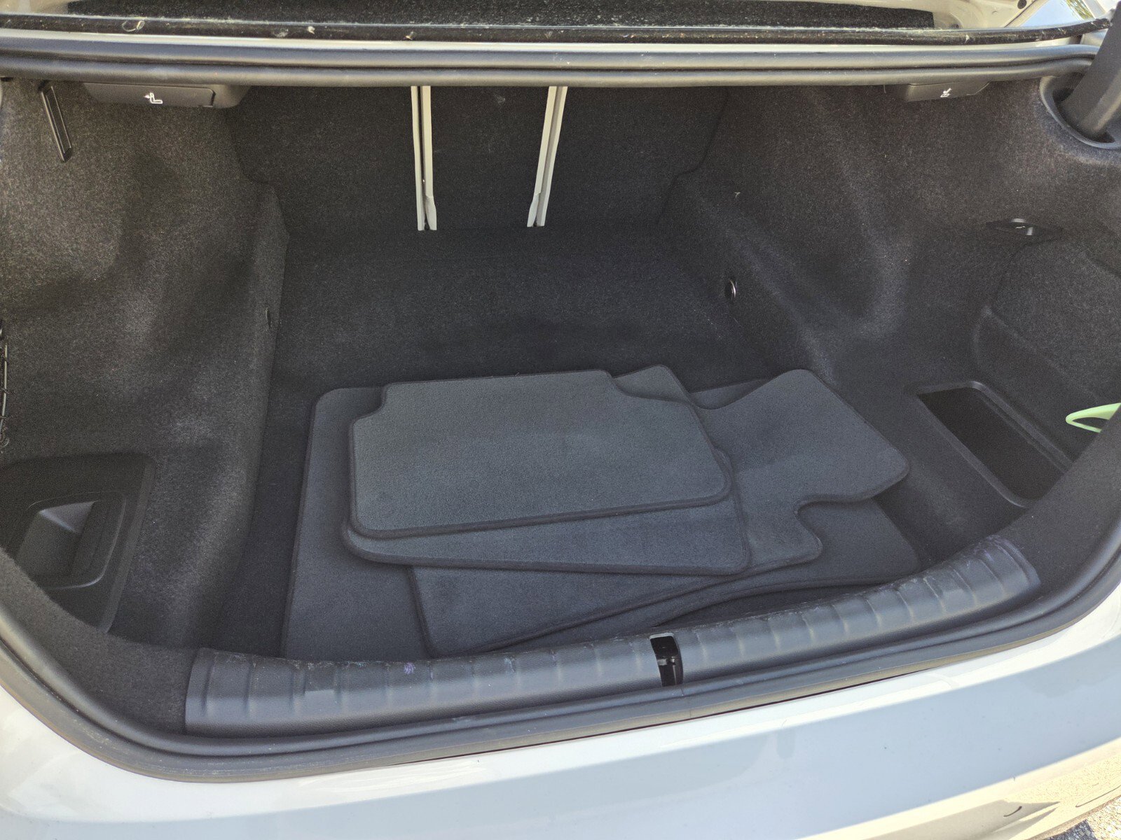 Used 2021 BMW 540i w/ Premium Package image 15