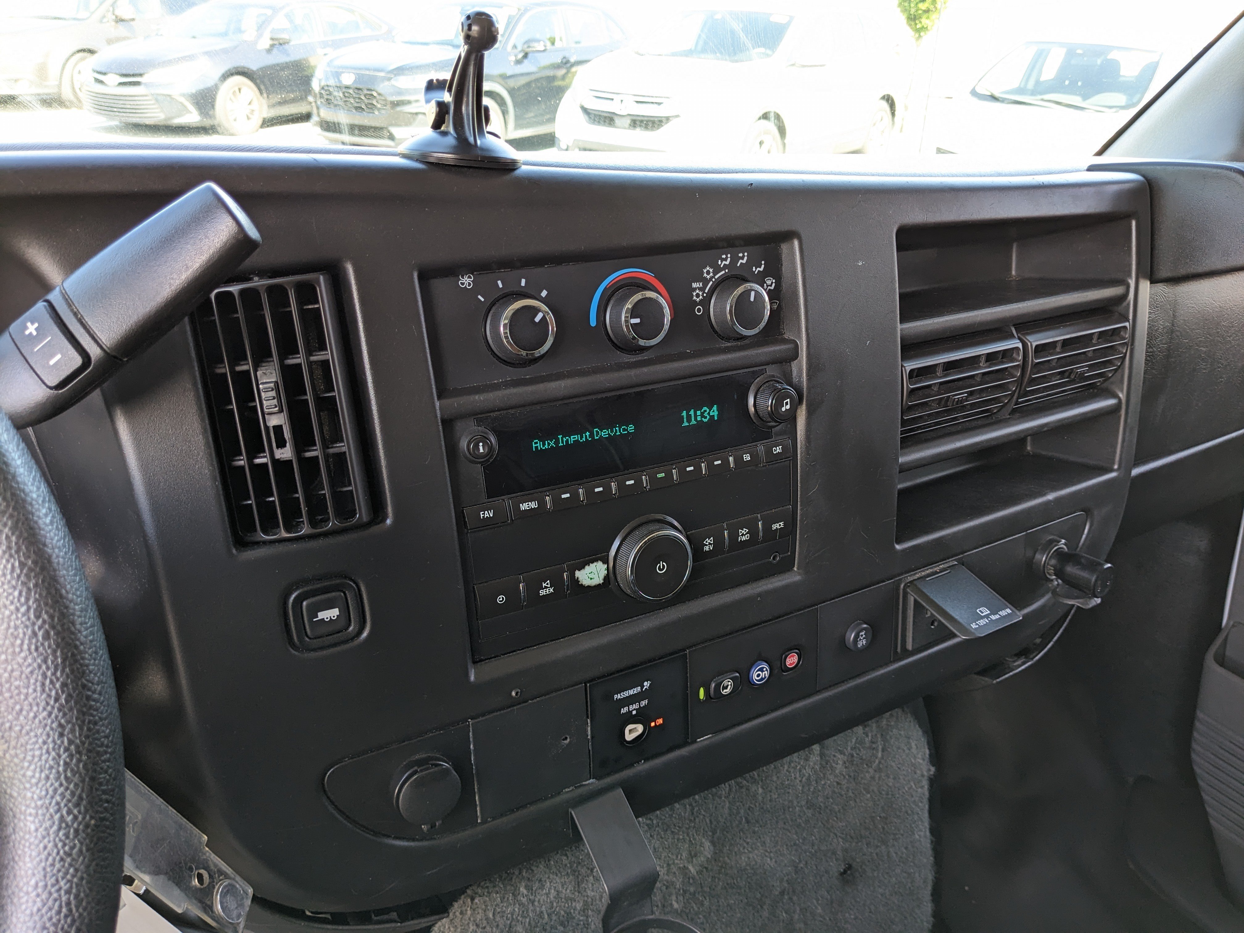 Used 2019 Chevrolet Express 2500 RWD image 25
