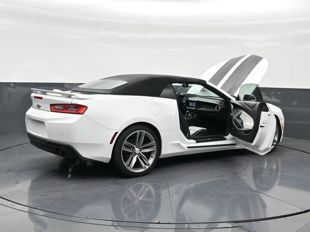 Used 2017 Chevrolet Camaro LT image 30