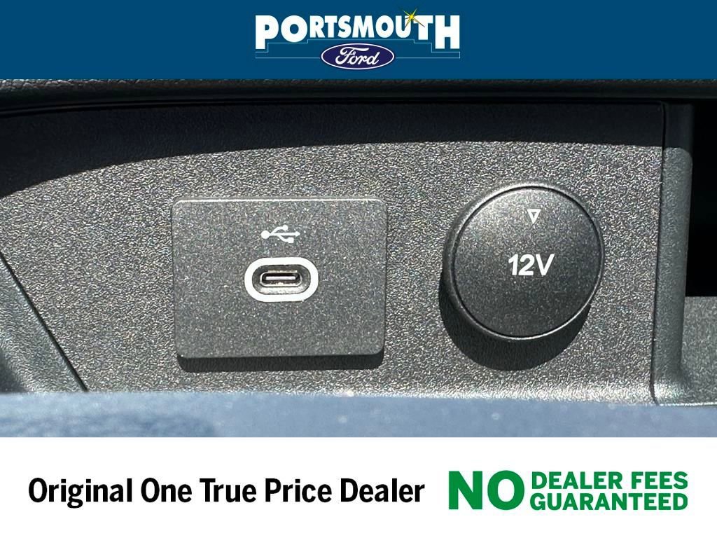 New 2025 Ford Transit 250 148 Medium Roof Extended AWD image 17