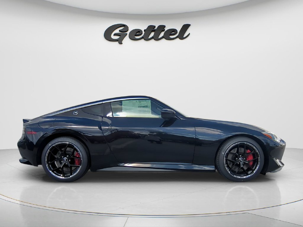 New 2027 Nissan Z Performance RWD image 4