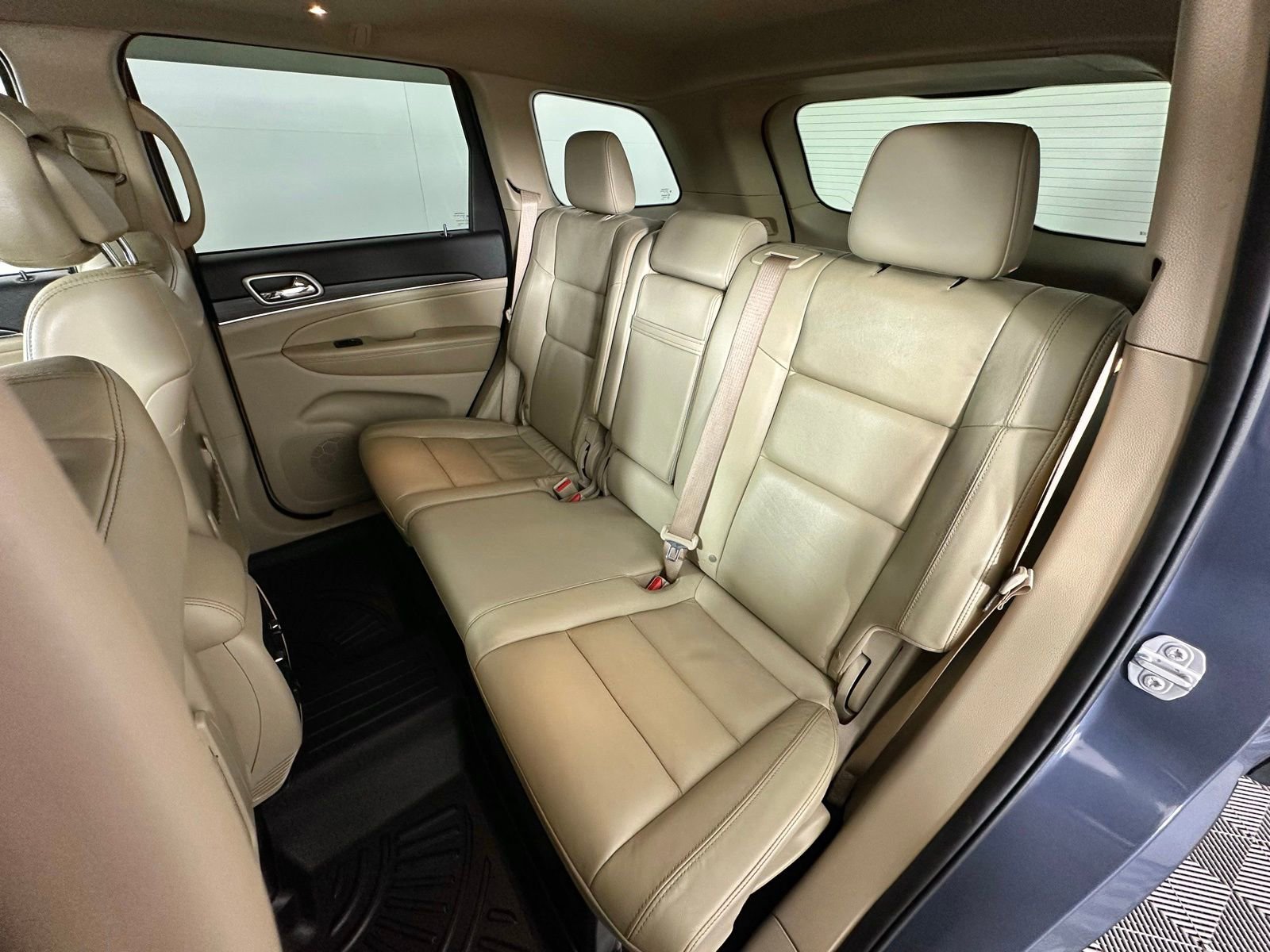 Used 2021 Jeep Grand Cherokee Limited w/ Premium Lighting Group image 29