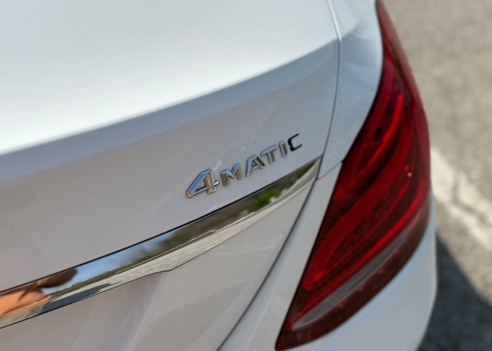 Used 2015 Mercedes-Benz C 300 4MATIC Sedan image 11
