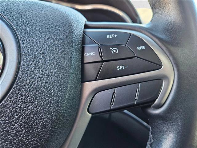 Used 2018 Jeep Grand Cherokee Overland w/ Trailer Tow Group IV image 13