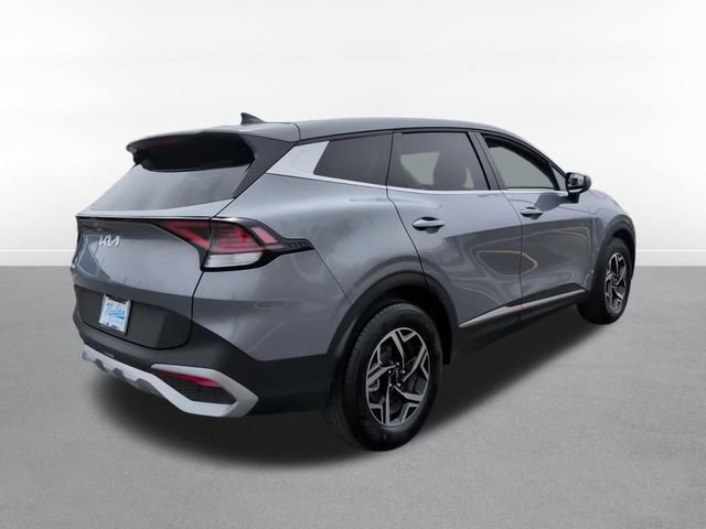 Used 2025 Kia Sportage LX image 6
