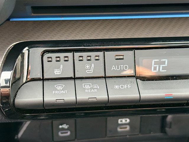 Used 2023 Toyota Prius Limited w/ Limited Premium Package image 20