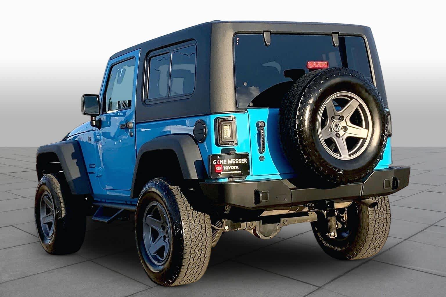 Used 2017 Jeep Wrangler Sport w/ Quick Order Package 23S AWD/4WD image 11