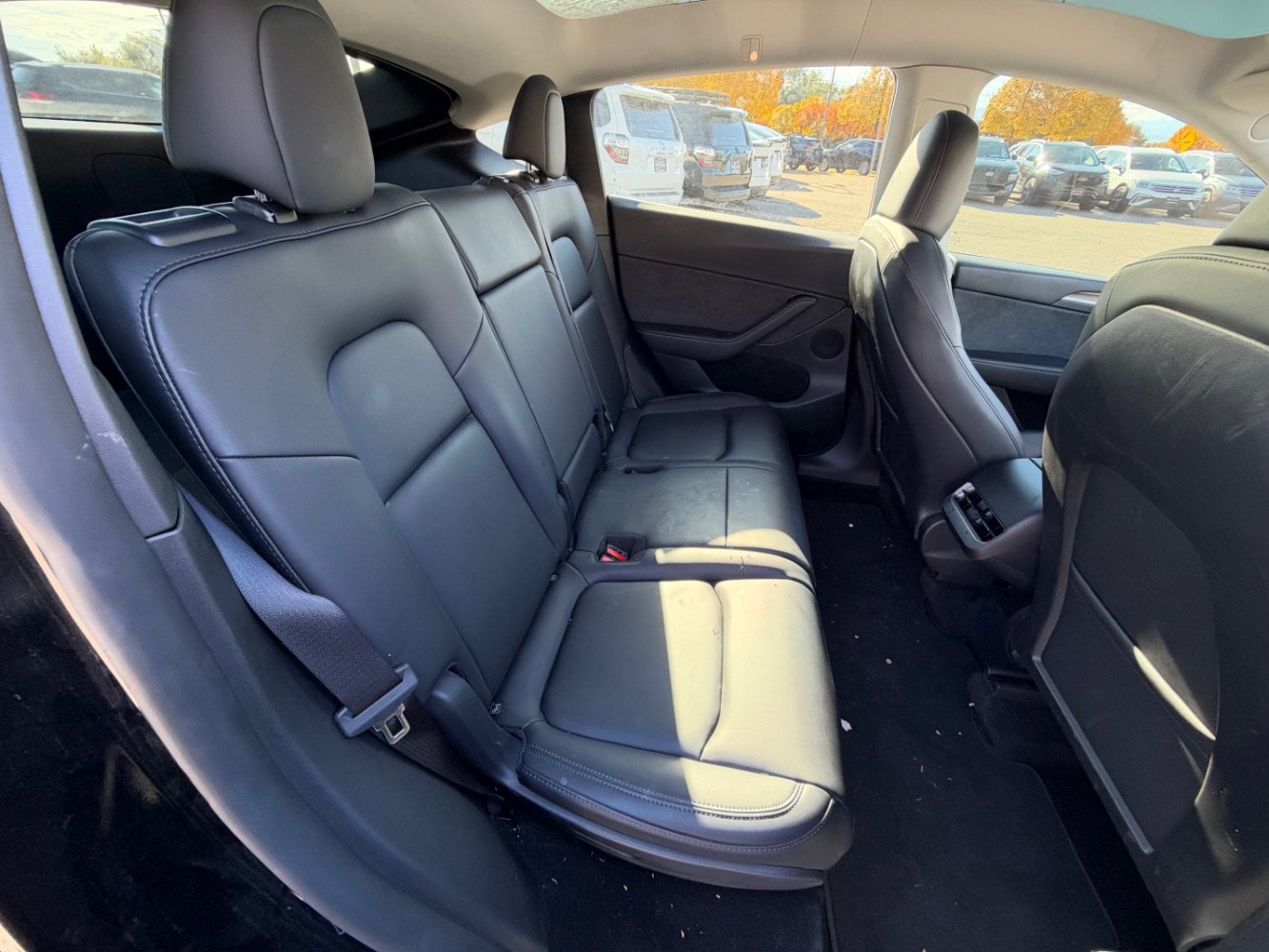 Used 2023 Tesla Model Y Long Range AWD/4WD image 18