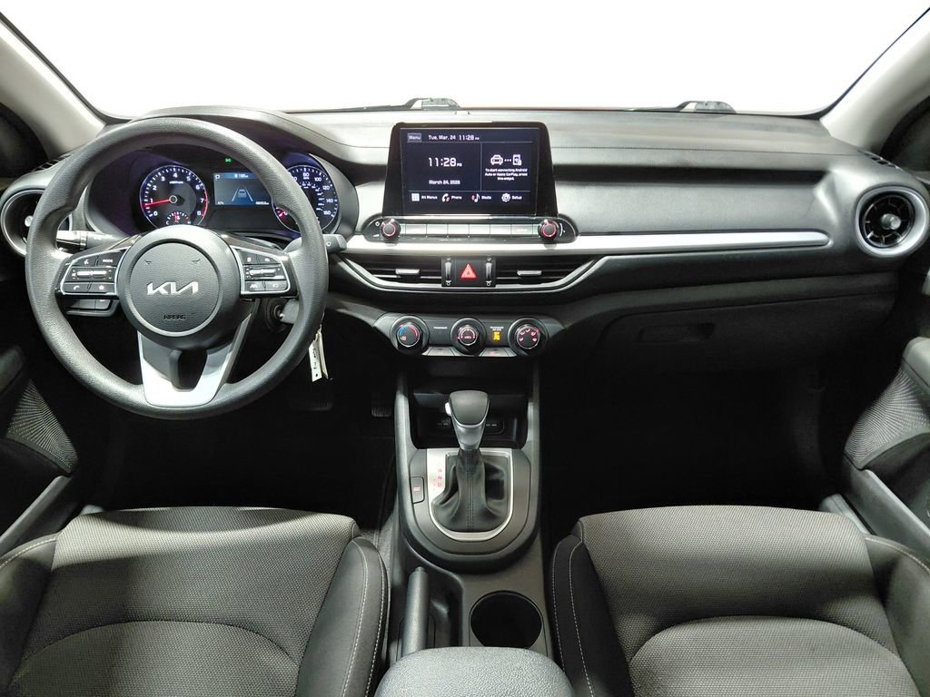 Used 2023 Kia Forte LXS image 7