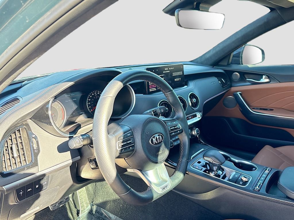 Used 2023 Kia Stinger GT2 w/ Option Group 020 image 9