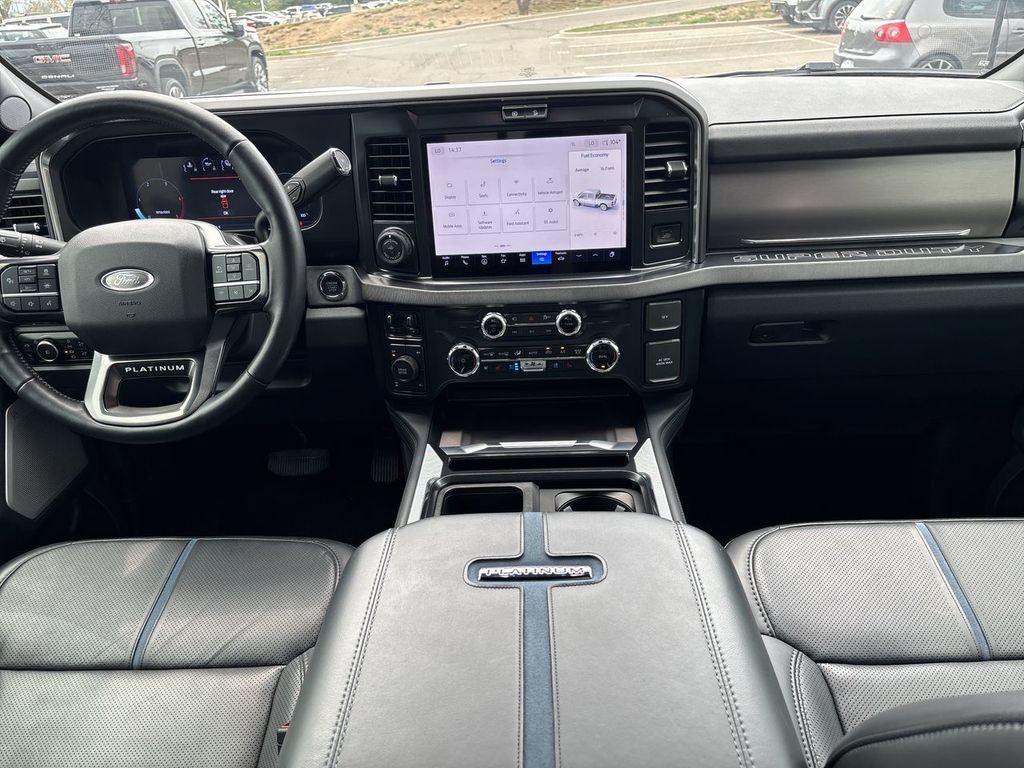 Used 2026 Ford F250 Platinum w/ FX4 Off-Road Package AWD/4WD image 25