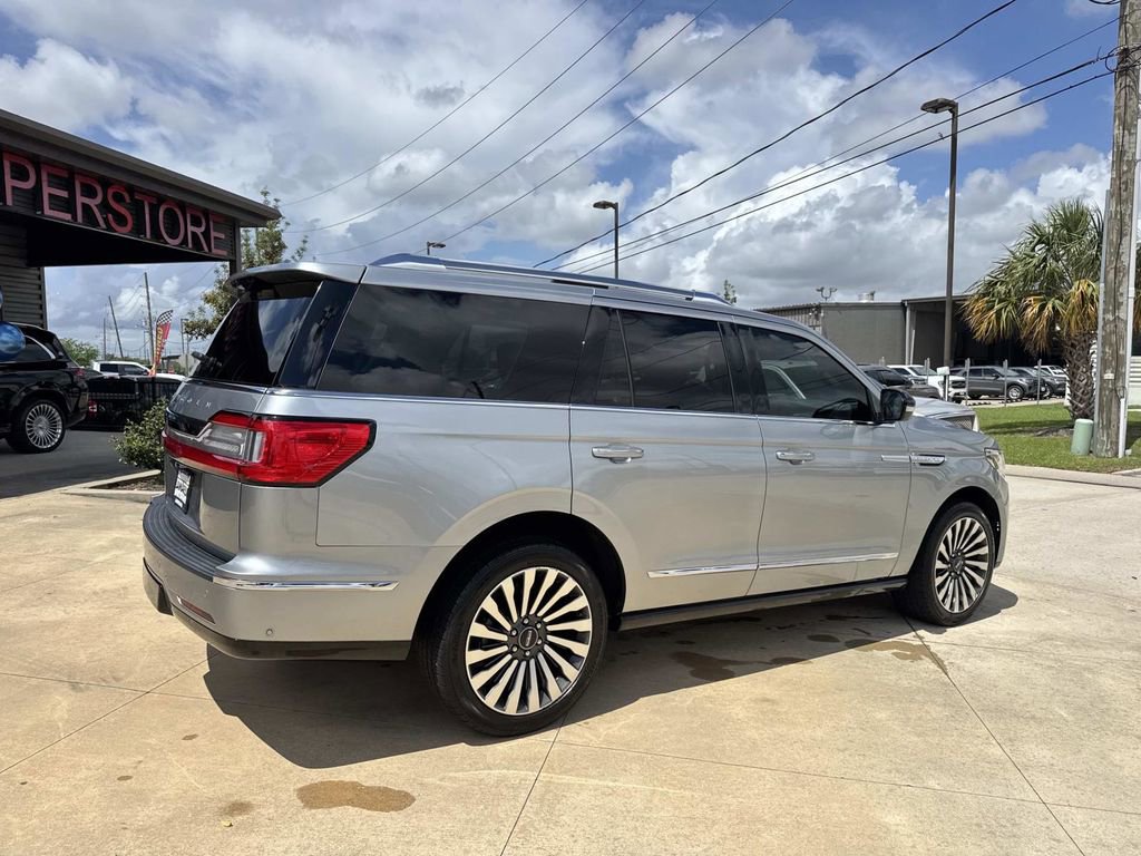 Used 2020 Lincoln Navigator Reserve w/ Luxury Package image 9