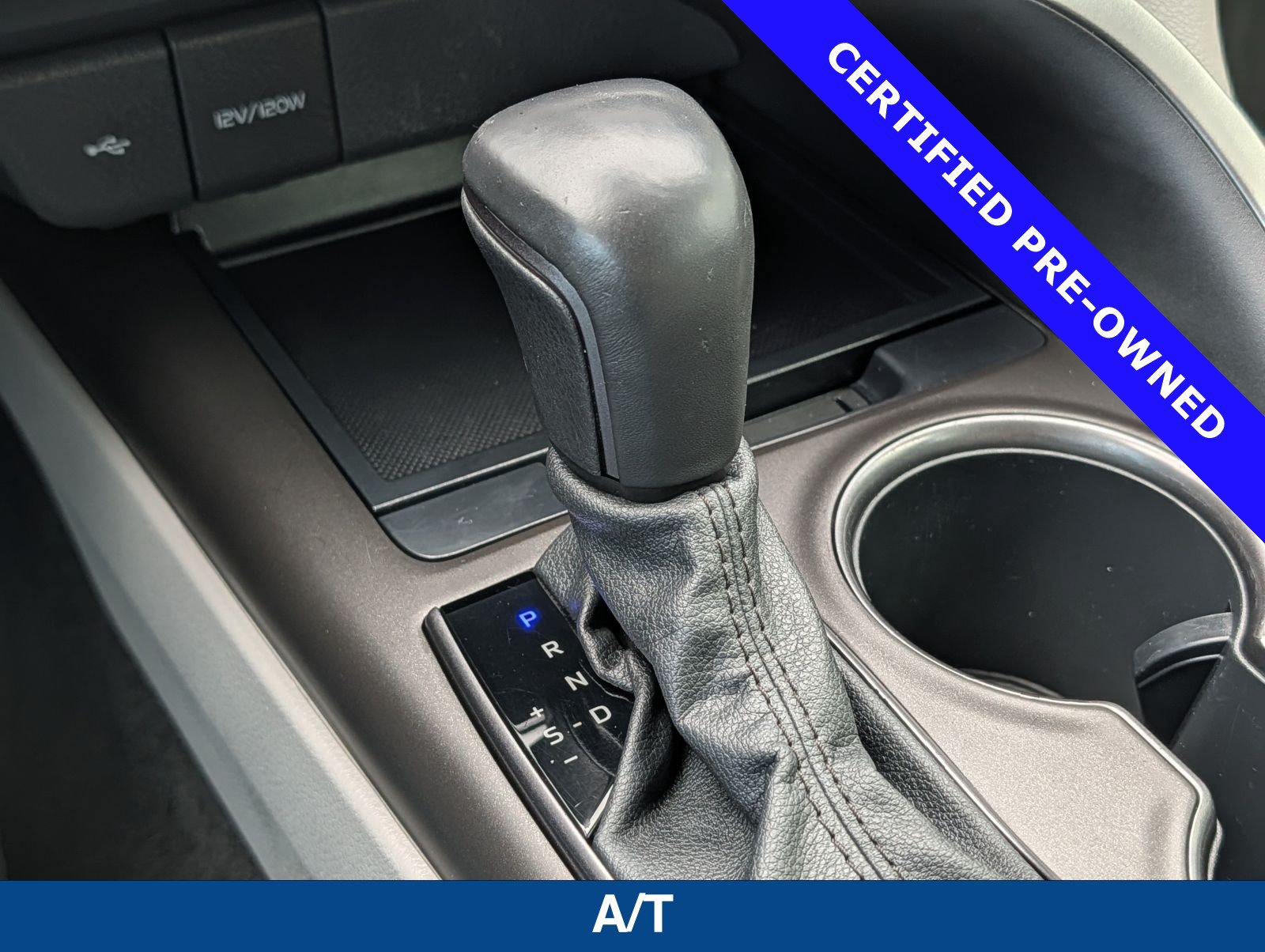 Used 2022 Toyota Camry SE FWD image 29