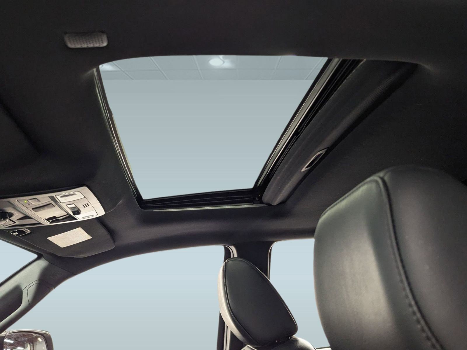 Used 2023 Toyota Tacoma TRD Off-Road image 12